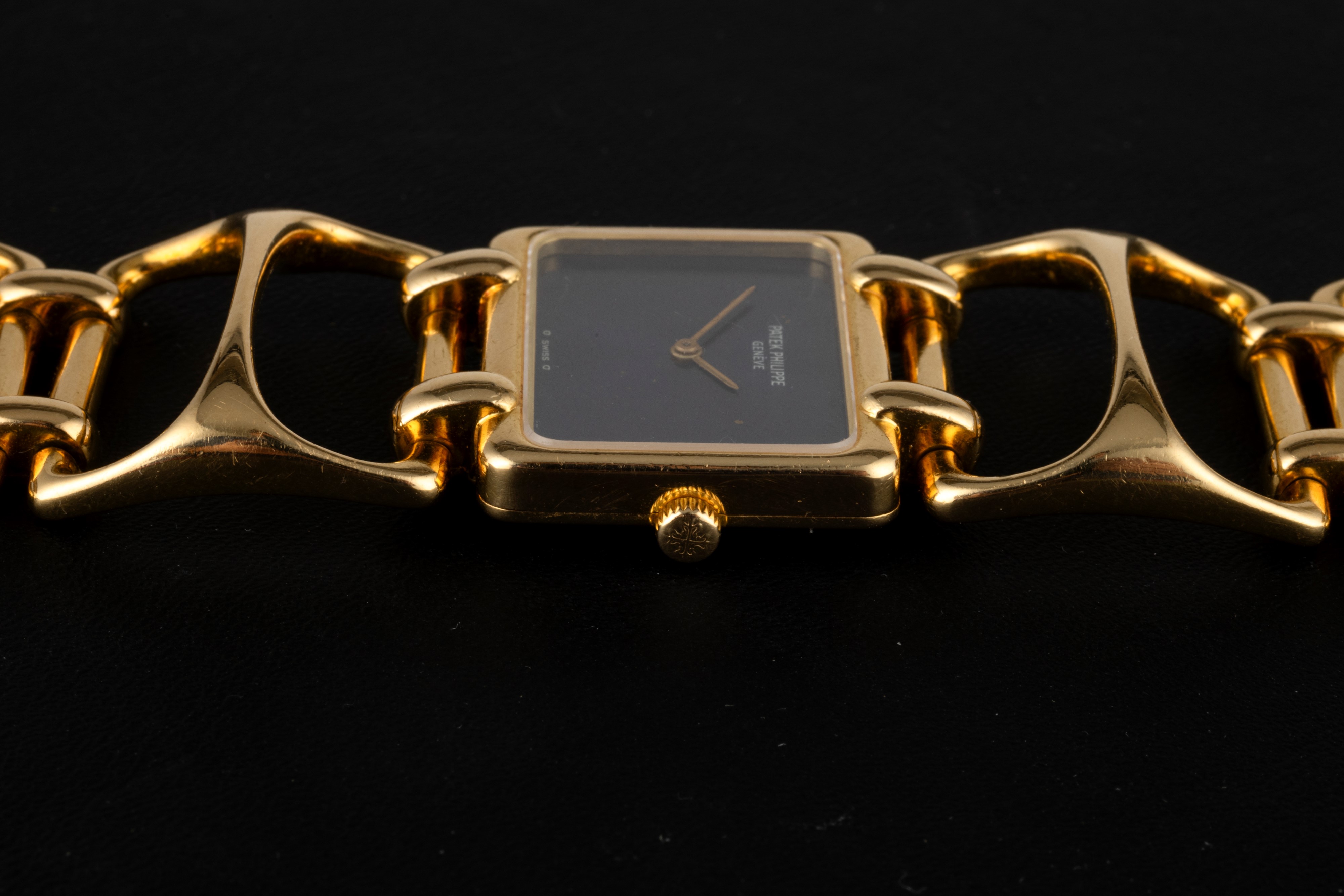 Patek Philippe - Ref 4237-1 con Bracciale a Catena in Oro Giallo 18k, Quadrante Blu Carica Manual...