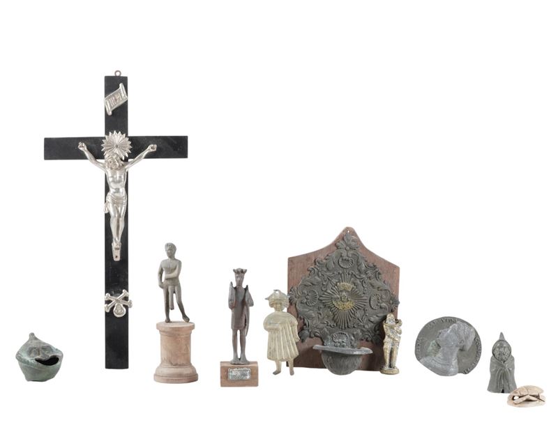 Lotto di curiosità per lo più in metallo. XIX-XX secolo  - Asta Antiquariato - Cambi Casa d'Aste