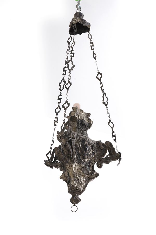 Grande lampada in rame argentato. XVIII-XIX secolo