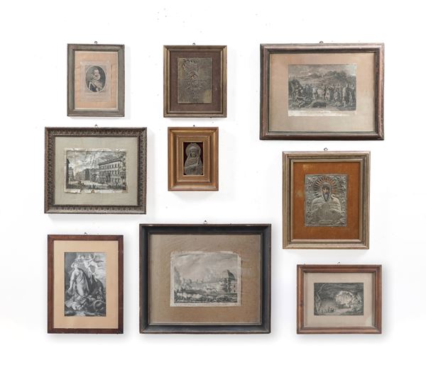 Sei stampe di soggetto vario, due rilievi in metallo raffiguranti Cristo e un'icona con riza