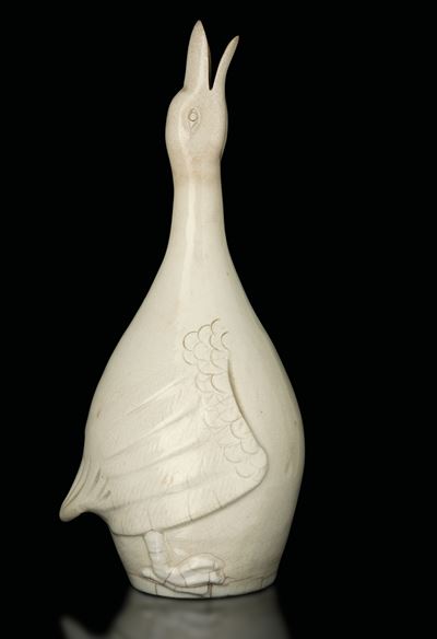 Fiasca in Porcellana Bianca Raffigurante Oca, Cina, Dinastia Qing, Inizio XIX Secolo