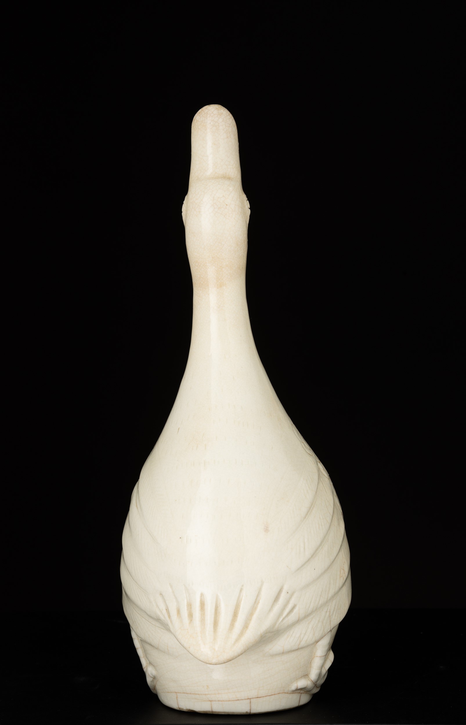 Fiasca in Porcellana Bianca Raffigurante Oca, Cina, Dinastia Qing, Inizio XIX Secolo
