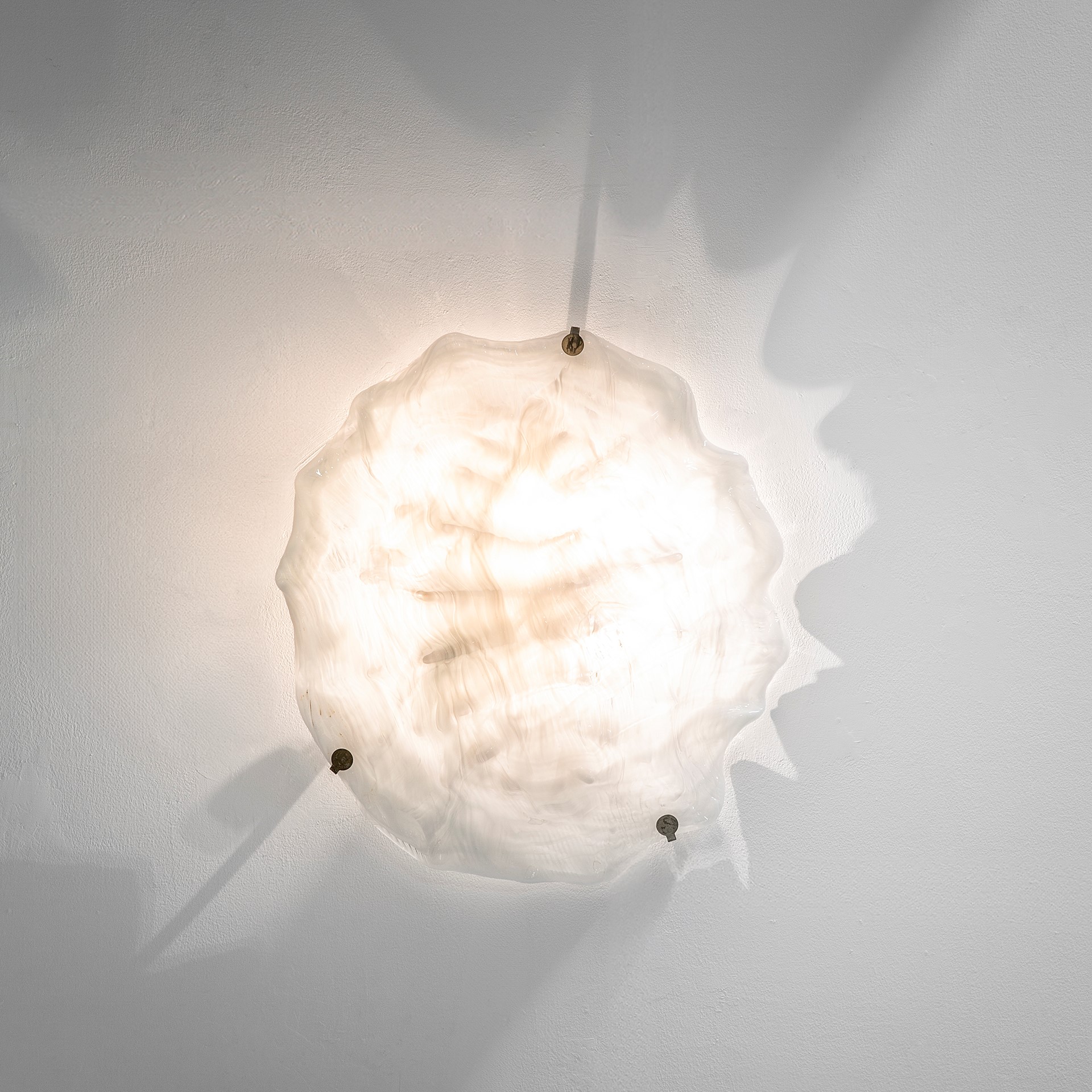 Toni Zuccheri - Una Lampada a Parete della Serie Trofei.