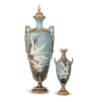 Due Vasiinghilterra, Manifattura Royal Worcester, 1903 Circadecorazione di Charles Baldwyn (1859-...