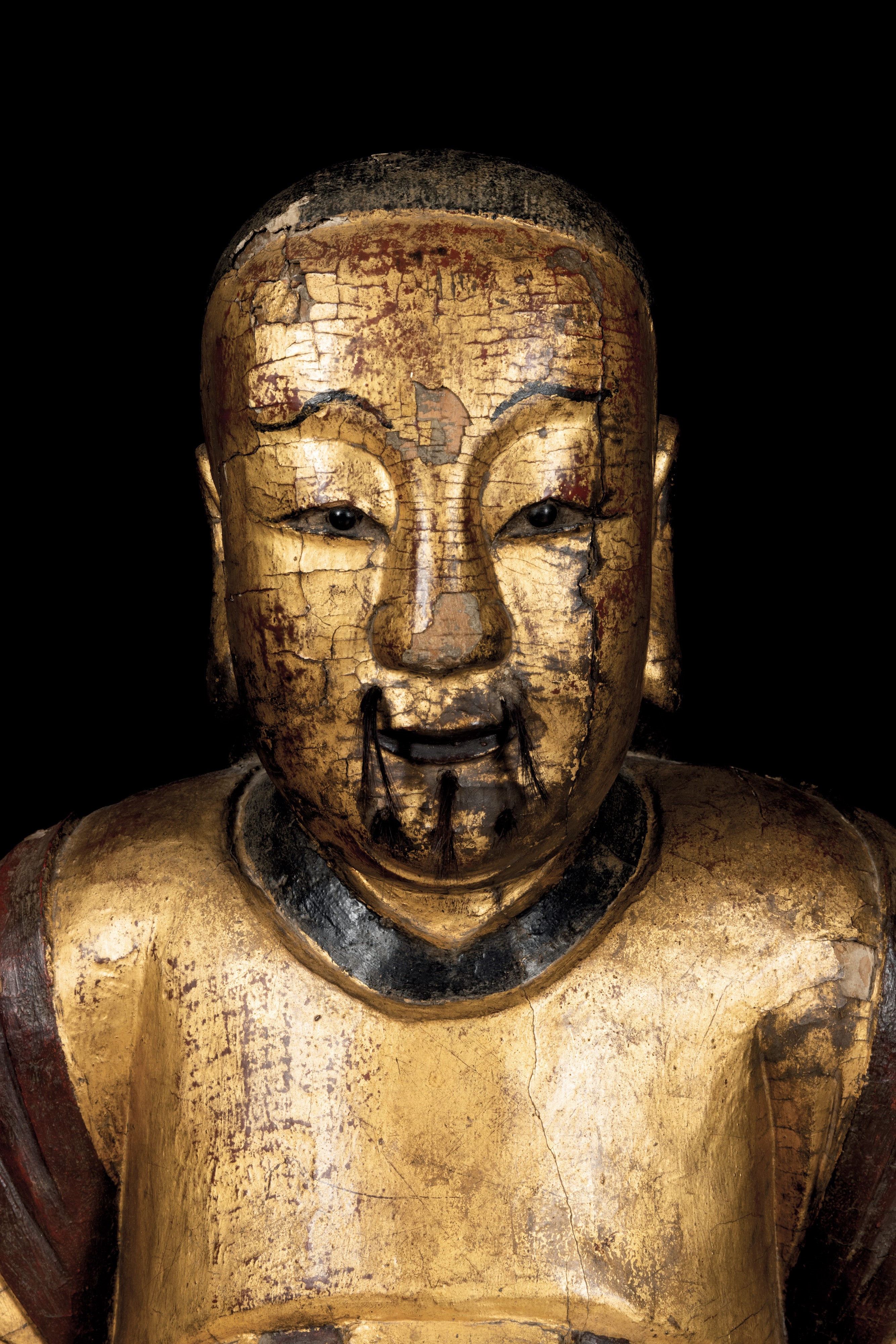 Importante e Grande Figura di Dignitario in Legno Dorato, Cina, Dinastia Qing, Epoca Kangxi (1662...