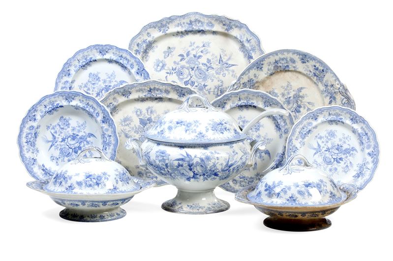Servizio da tavola “Asiatic Pheasants”. Inghilterra, Tunstall (Staffordshire), Manifattura Wood Challinor & Co., 1860 circa.   - Auction Italian Residences - Cambi Casa d'Aste