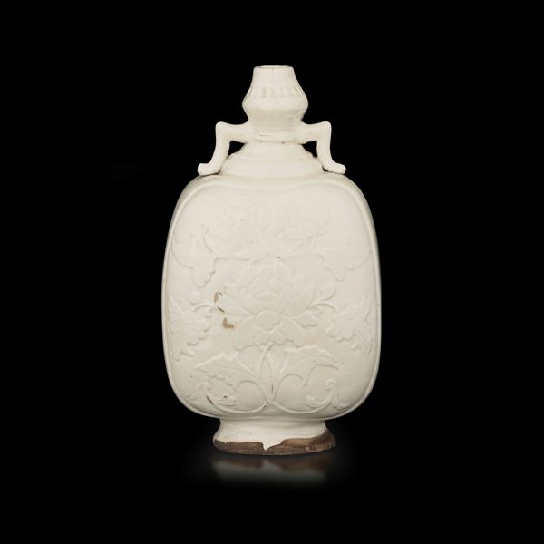 Rare stoneware ceramic moon flask, Guan, in Ding stila with relief flowers, China, Yuan/Ming Dynasty