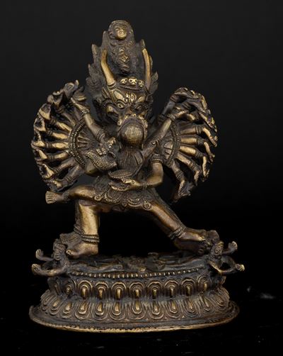 Figura di Yamantaka Vajra in Bronzo su Doppio Fiore di Loto, Tibet, XVIII - XIX Secolo