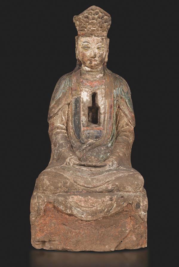Rara e grande e rara figura di Guanyin incoronata seduta in pietra, Cina, Dinastia Song, X-XIII secolo
