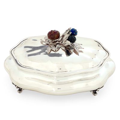 Argentiere Miracoli, Scatola in argenteria artistica milanese, argento fuso e sagomato con pietre...
