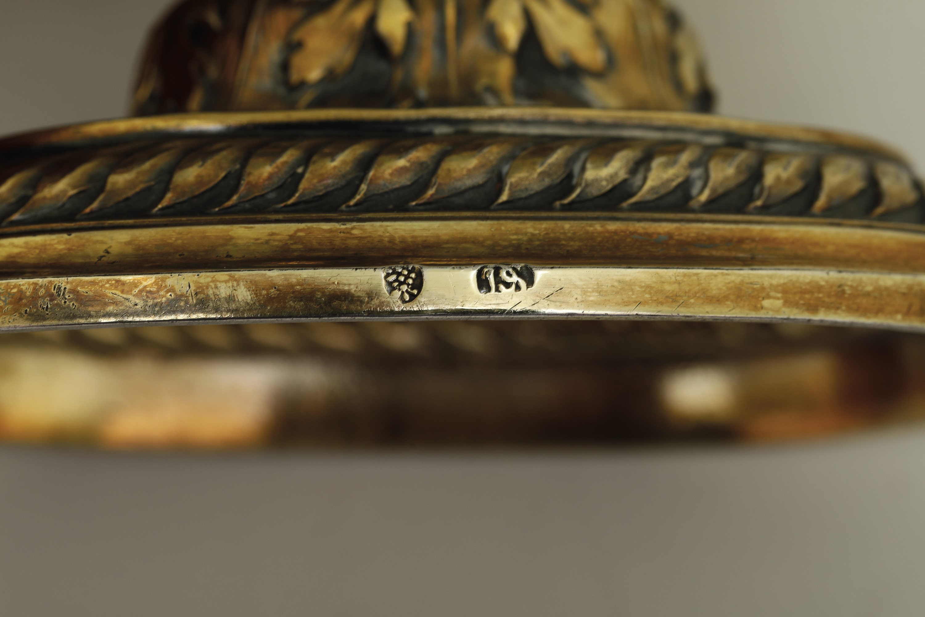 Augsburg, Versatoio barocco in argento fuso, cesellato e dorato (XVII–XVIII secolo)