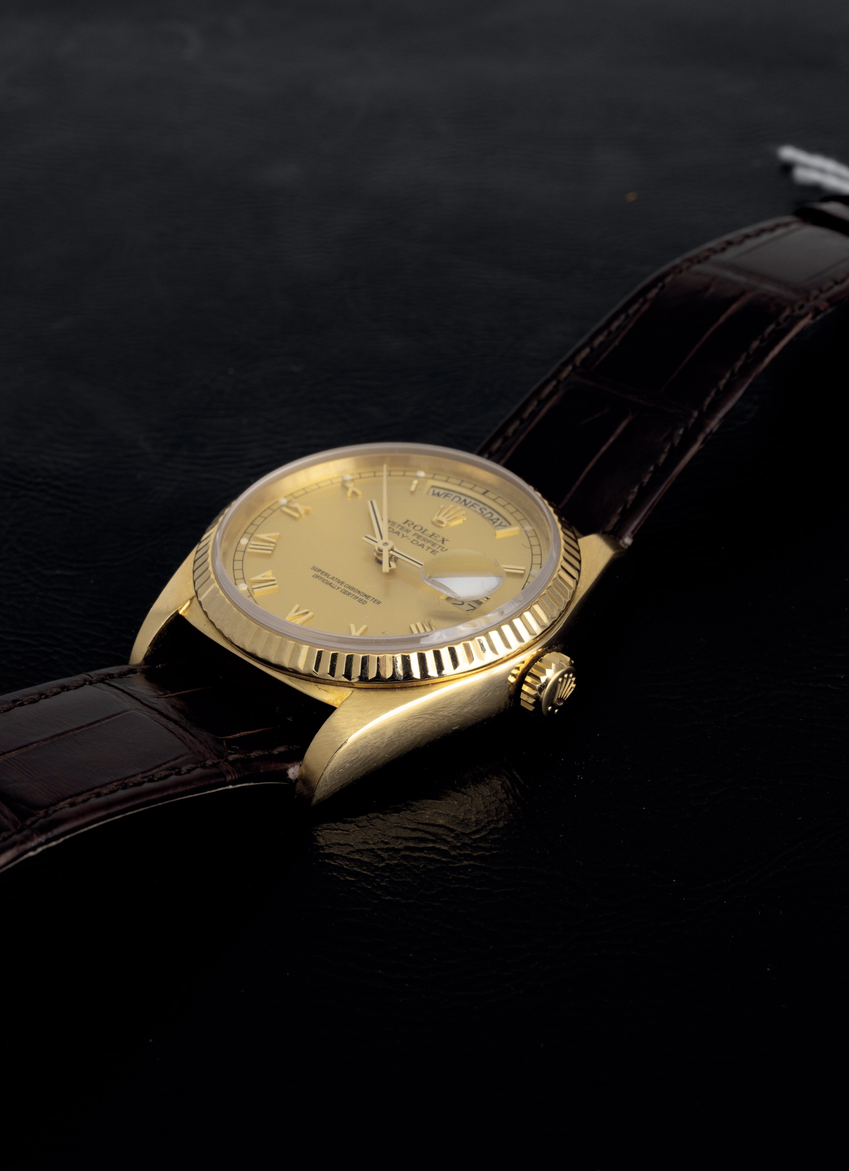 Rolex - Daydate Ref 18038 in Oro Giallo 18k, Quadrante Champagne con Numeri Romani Applicati, Ind...