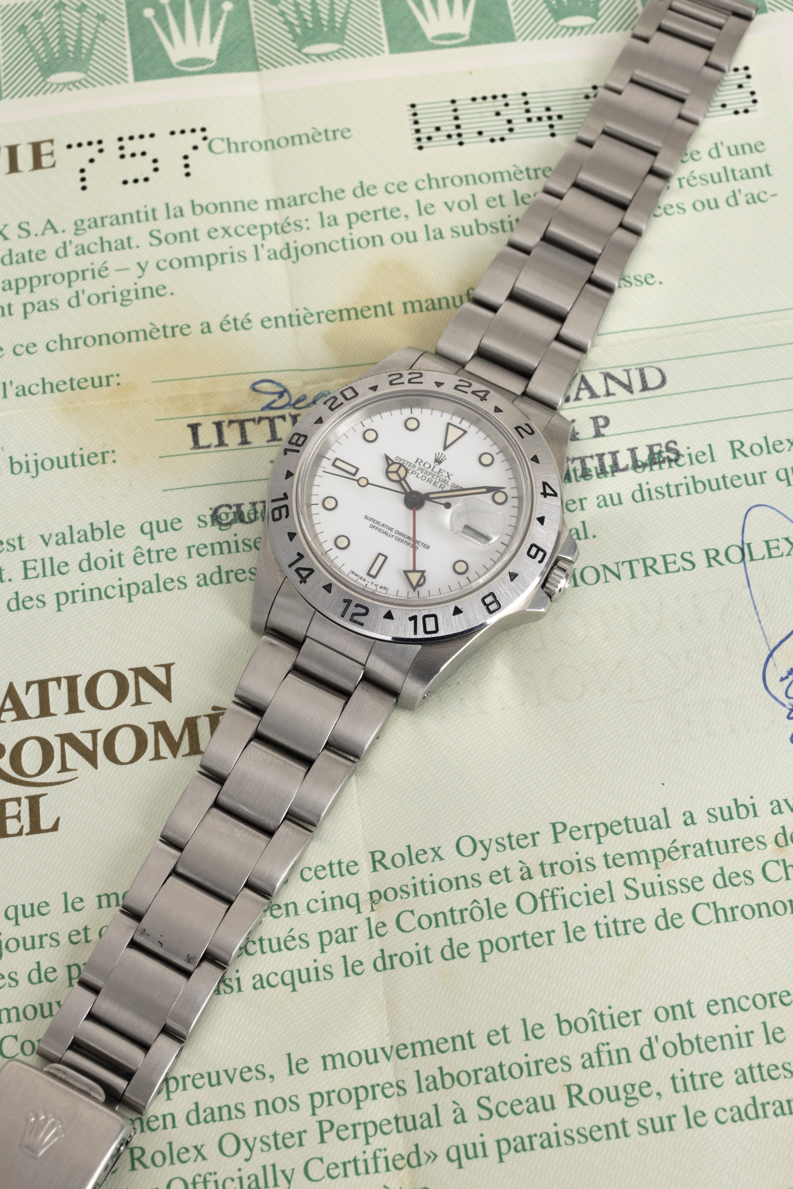 Rolex - Sportivo e Ricercato Explorer II Ref 16570 in Acciaio, con Raro Quadrante Bianco "chicchi...