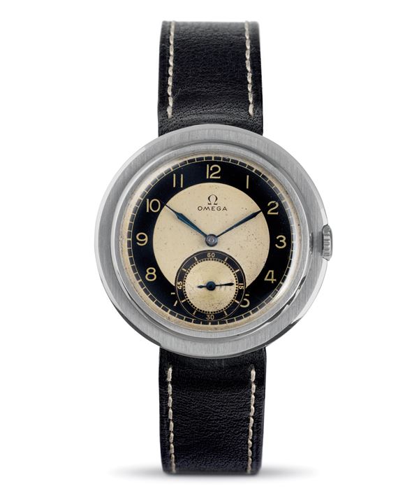 Omega - Rare Disco Volante with double-stepped steel case, manual winding with two-tone dial and small seconds