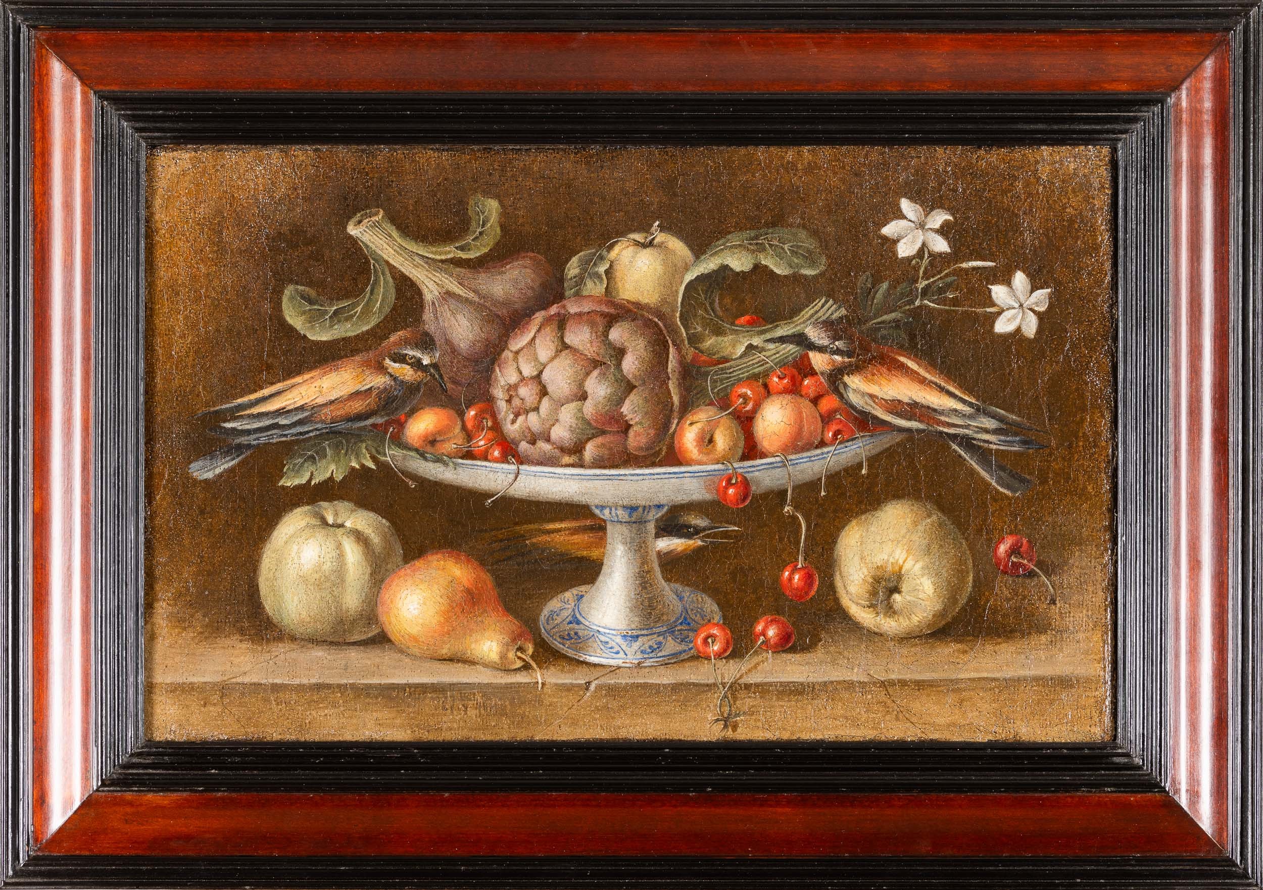 Orsola Maddalena Caccia - Natura morta con alzatina di frutta e tre gruccioni, olio su tela