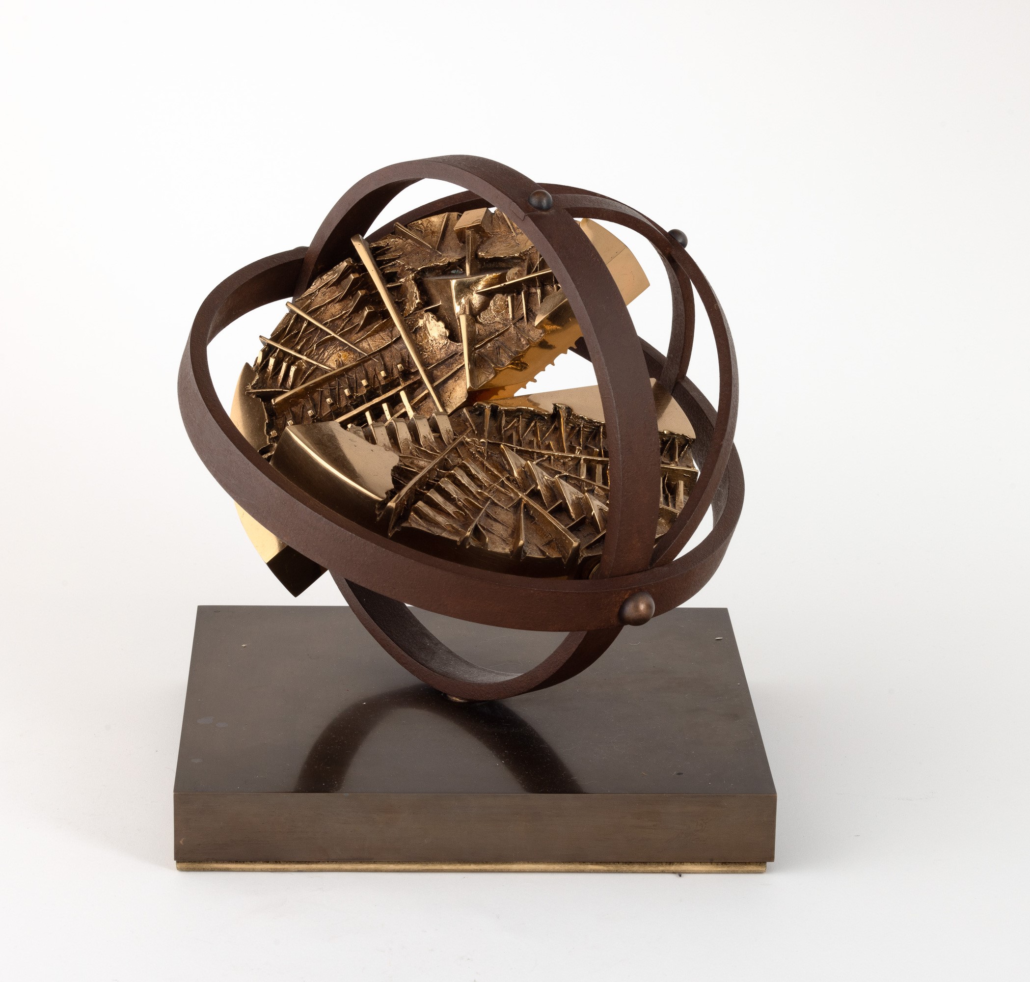 Arnaldo Pomodoro - Giroscopio, Studio
