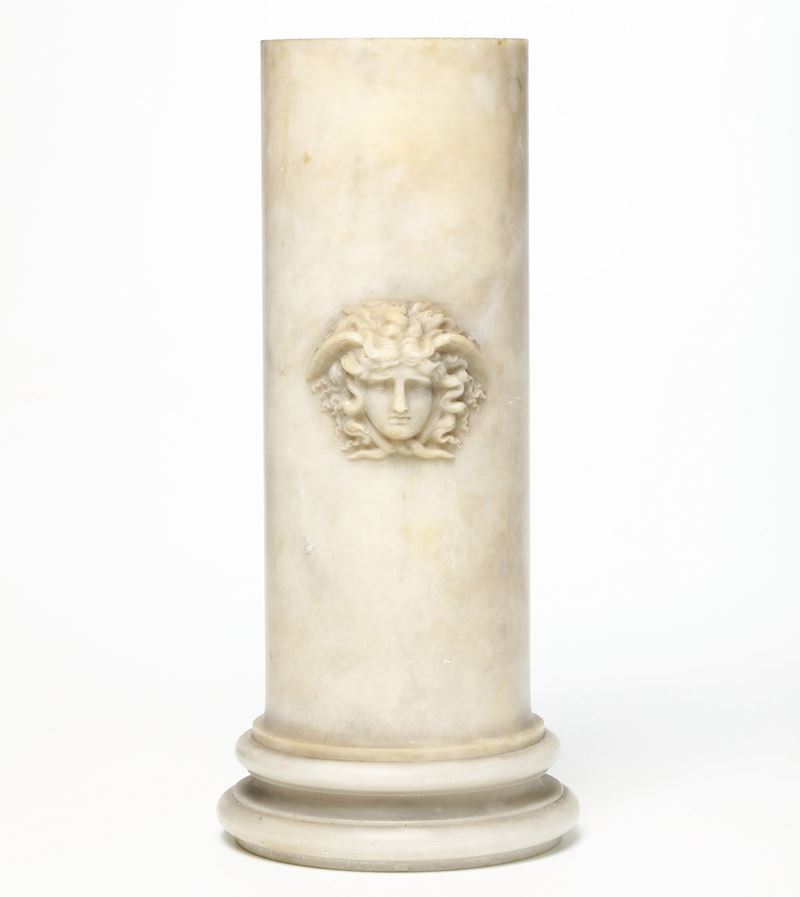 Mezza colonna in marmo. XX secolo  - Auction Antique - Cambi Casa d'Aste
