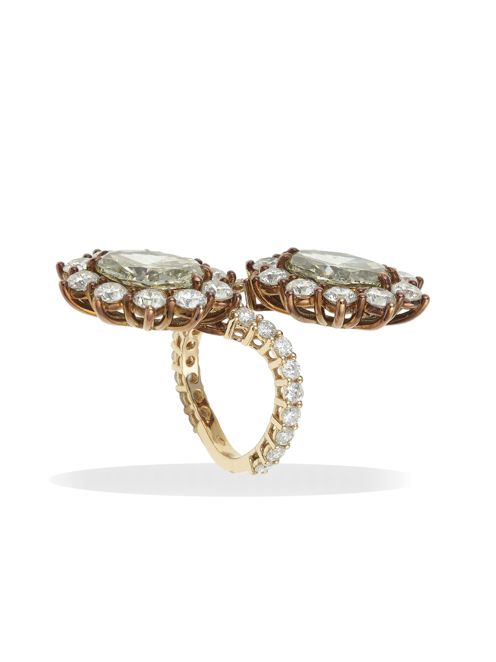 Anello con Due Diamanti Taglio Ovale di Ct 4.07 e 4.14, Natural Fancy Yellow-grey