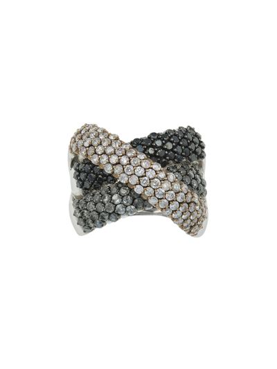 Anello a tre fasce di diamanti fancy, in oro bianco 750/1000