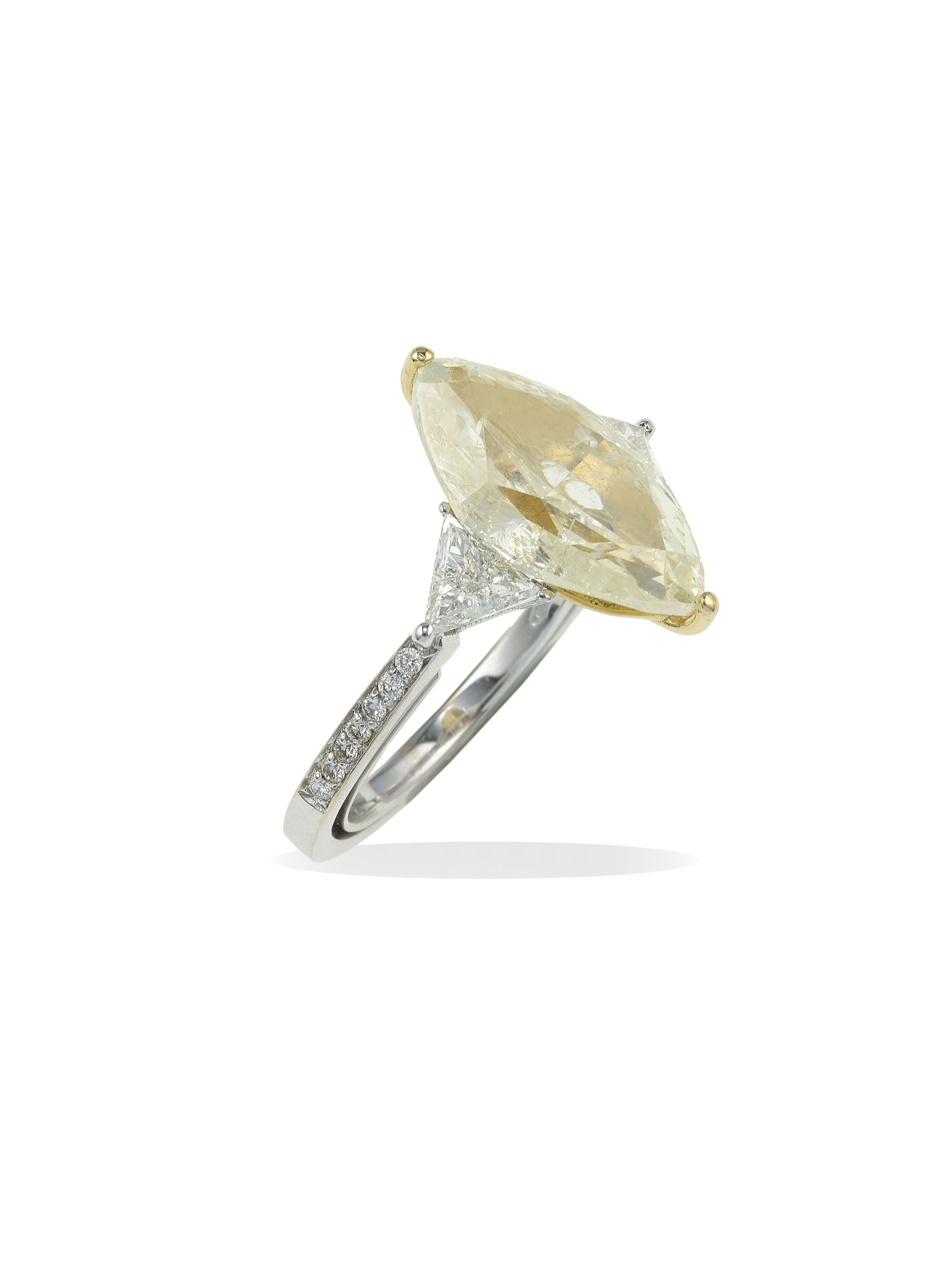 Anello con Diamante Taglio Marquise di Ct 5.08, Natural Fancy Light Yellow