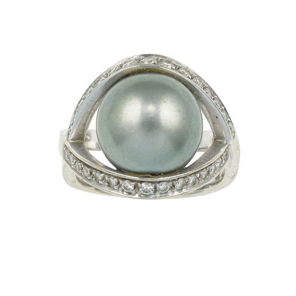 Cultured pearl and diamond ring