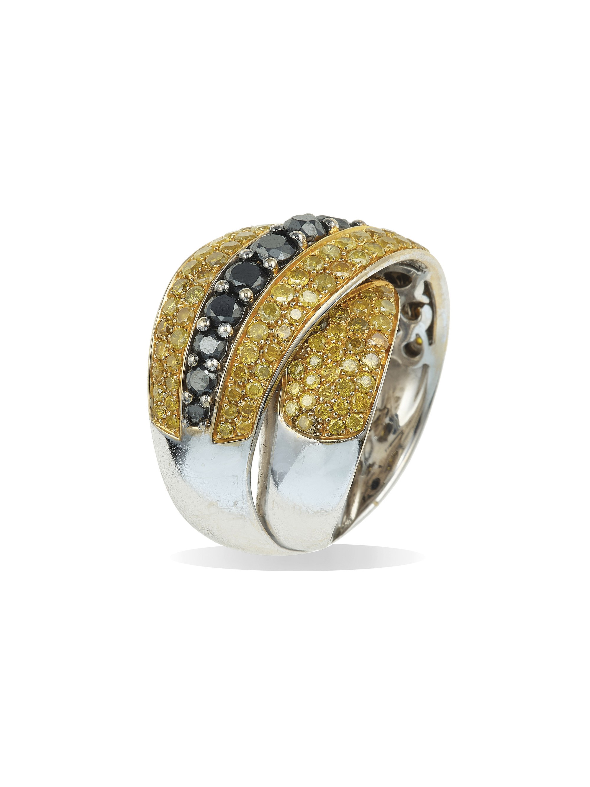 Anello a fascia in oro bianco 750/1000 con diamanti neri e gialli