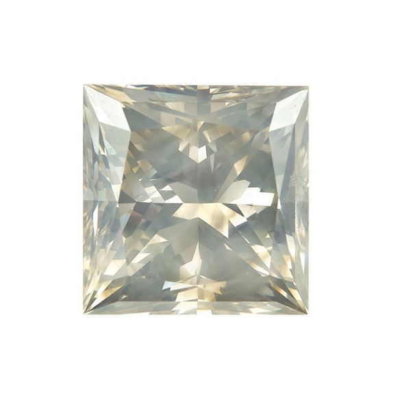 Diamante fancy greenish brown, taglio rettangolare a faccette e gradini, di ct 5.11, caratteristiche interne SI2, fluorescenza UV media