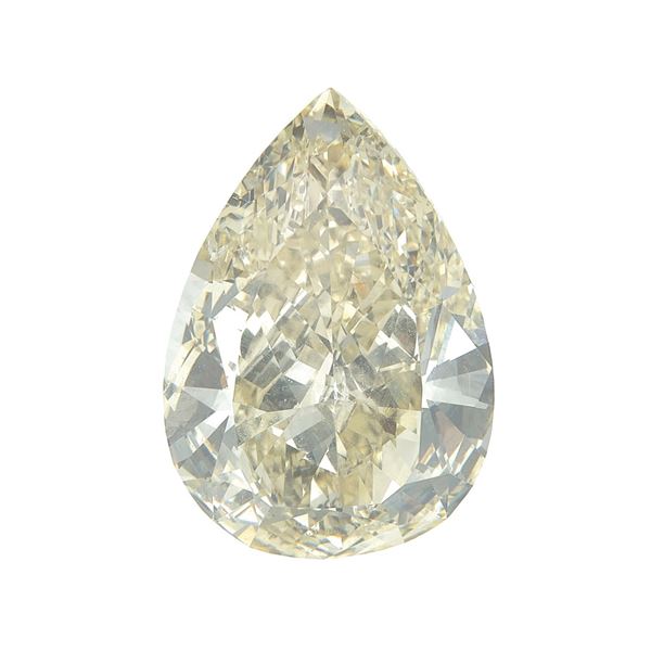 Diamante fancy light yellowish brown, taglio goccia di ct 7.01, caratteristiche interne I1, fluorescenza UV forte