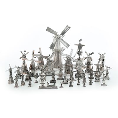 Collezione di trentadue mulini in argento, XIX-XX secolo