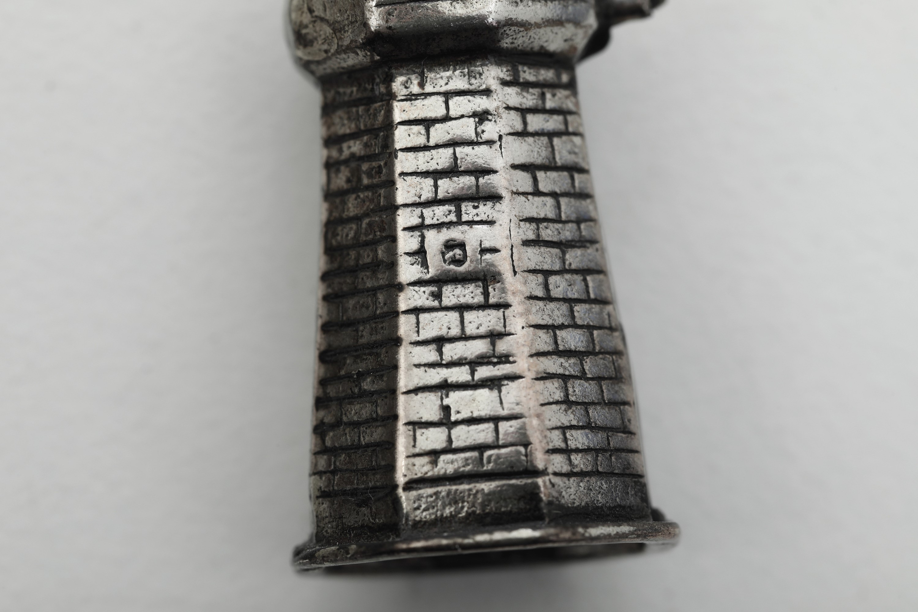 Collezione di trentadue mulini in argento, XIX-XX secolo