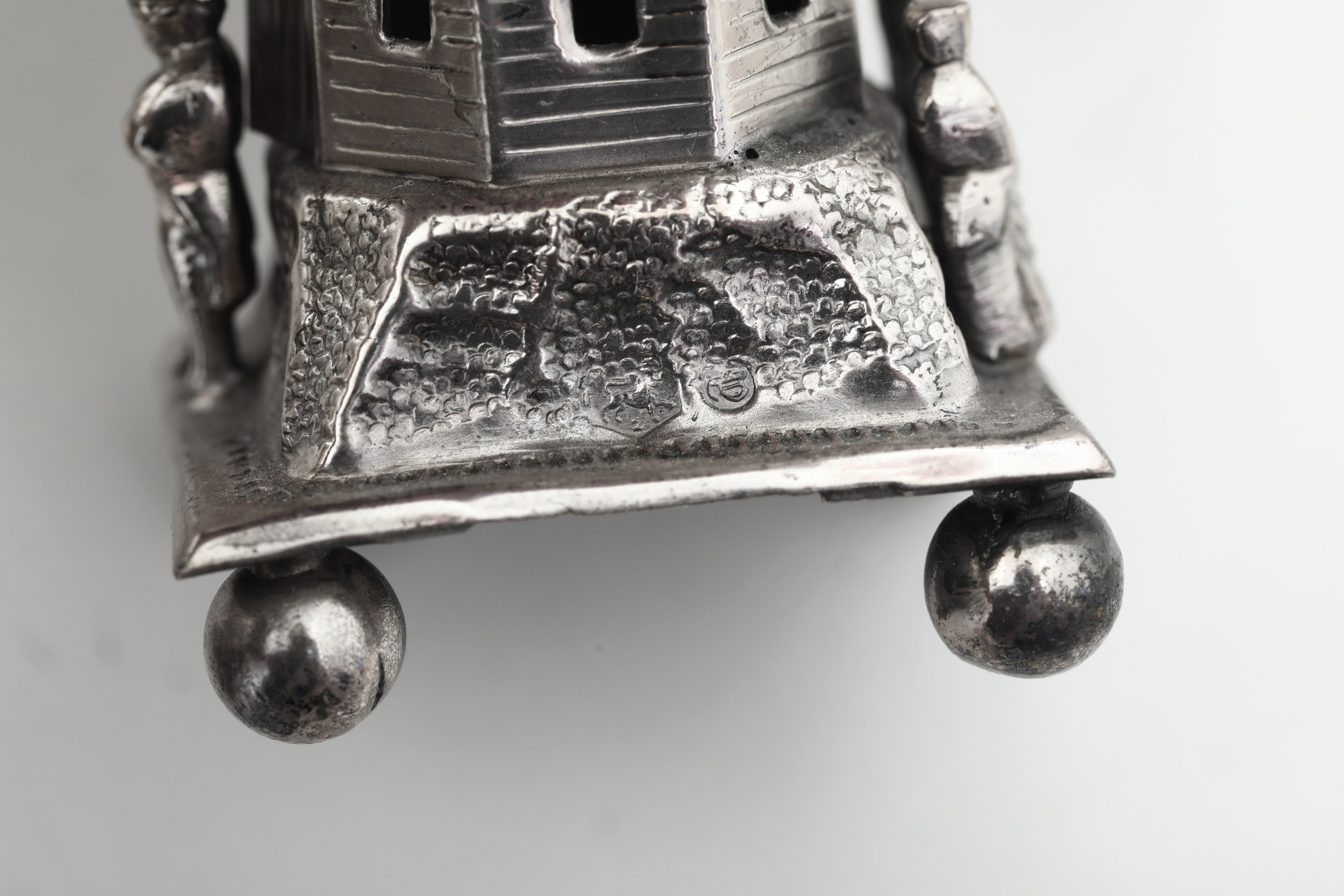 Collezione di trentadue mulini in argento, XIX-XX secolo
