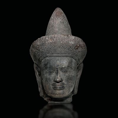 Testa Scolpita in Pietra Raffigurante Divinità, Gandhara, II Secolo
