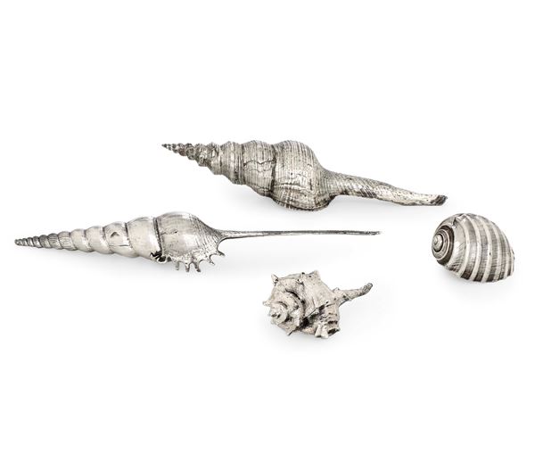 Quattro conchiglie rivestite in argento. Maison Mario Buccellati, Italia XX secolo