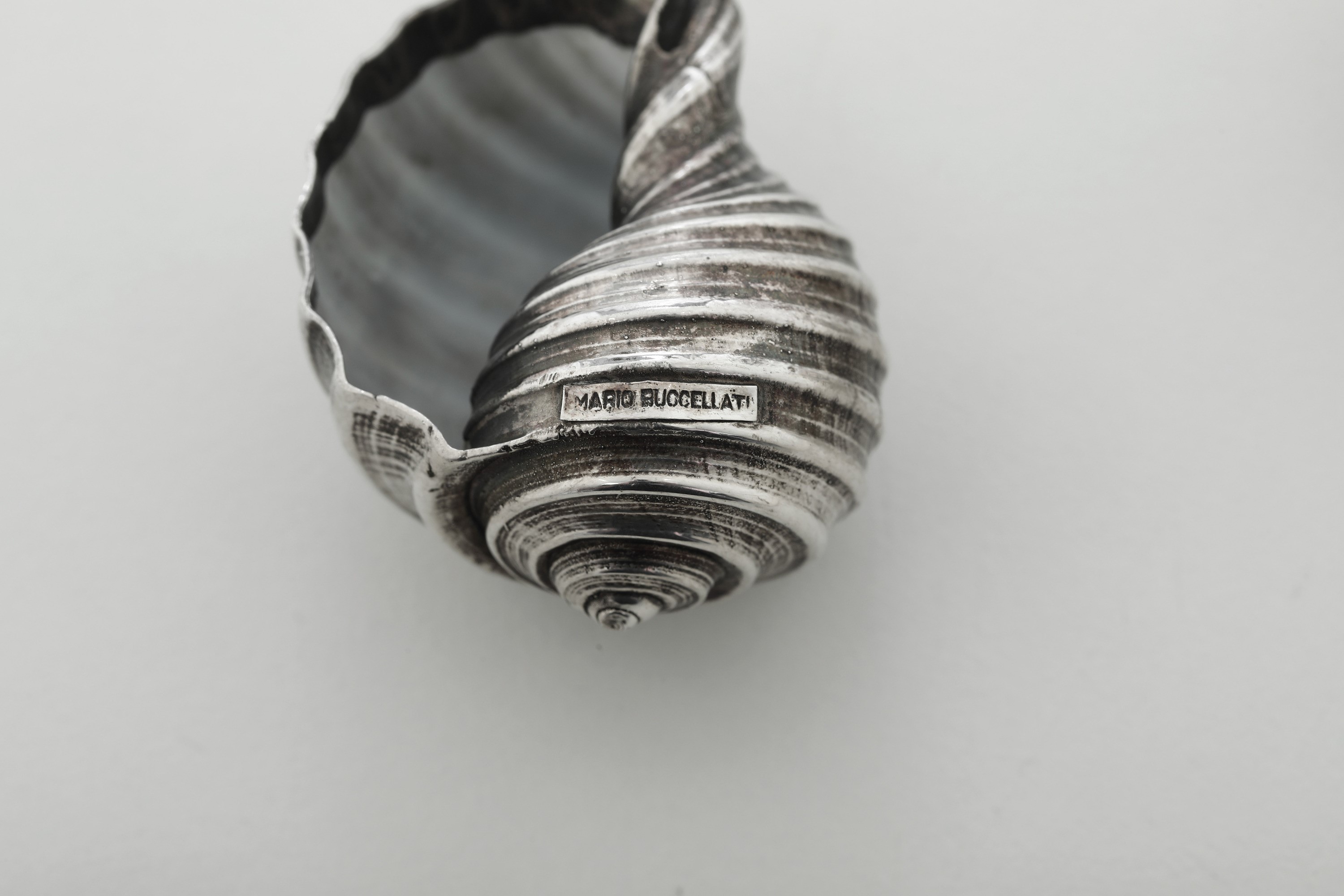 Maison Mario Buccellati, Quattro conchiglie rivestite in argento (Italia, XX secolo)