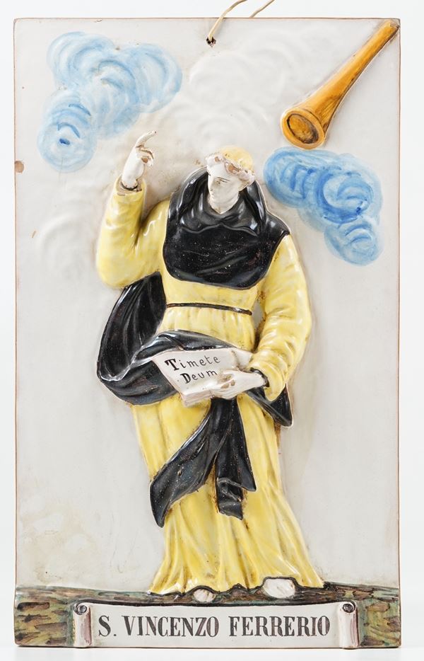 Targa devozionale con “S. Vincenzo Ferrerio”. Doccia, Manifattura Ginori, XIX secolo.