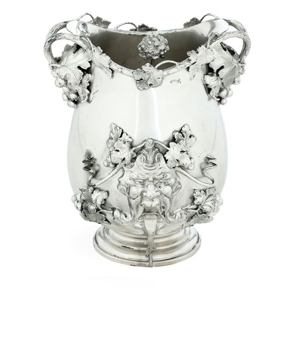 Portaghiaccio. Argenteria italiana del XX secolo, bollo dell'argentiere consunto di difficile lettura