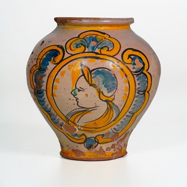Piccolo vaso a boccia datato 1706. Probabilmente Caltagirone, XIX secolo. 