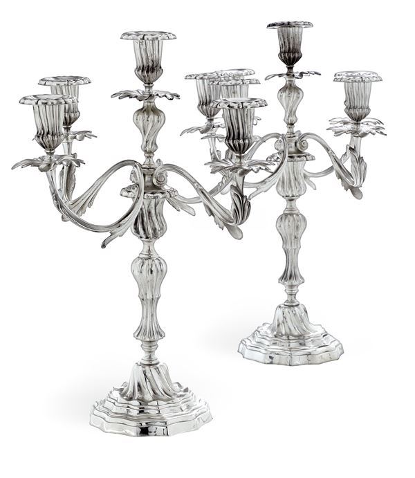 Coppia di candelabri. Argenteria fiorentina del XX secolo, argentiere Pampaloni