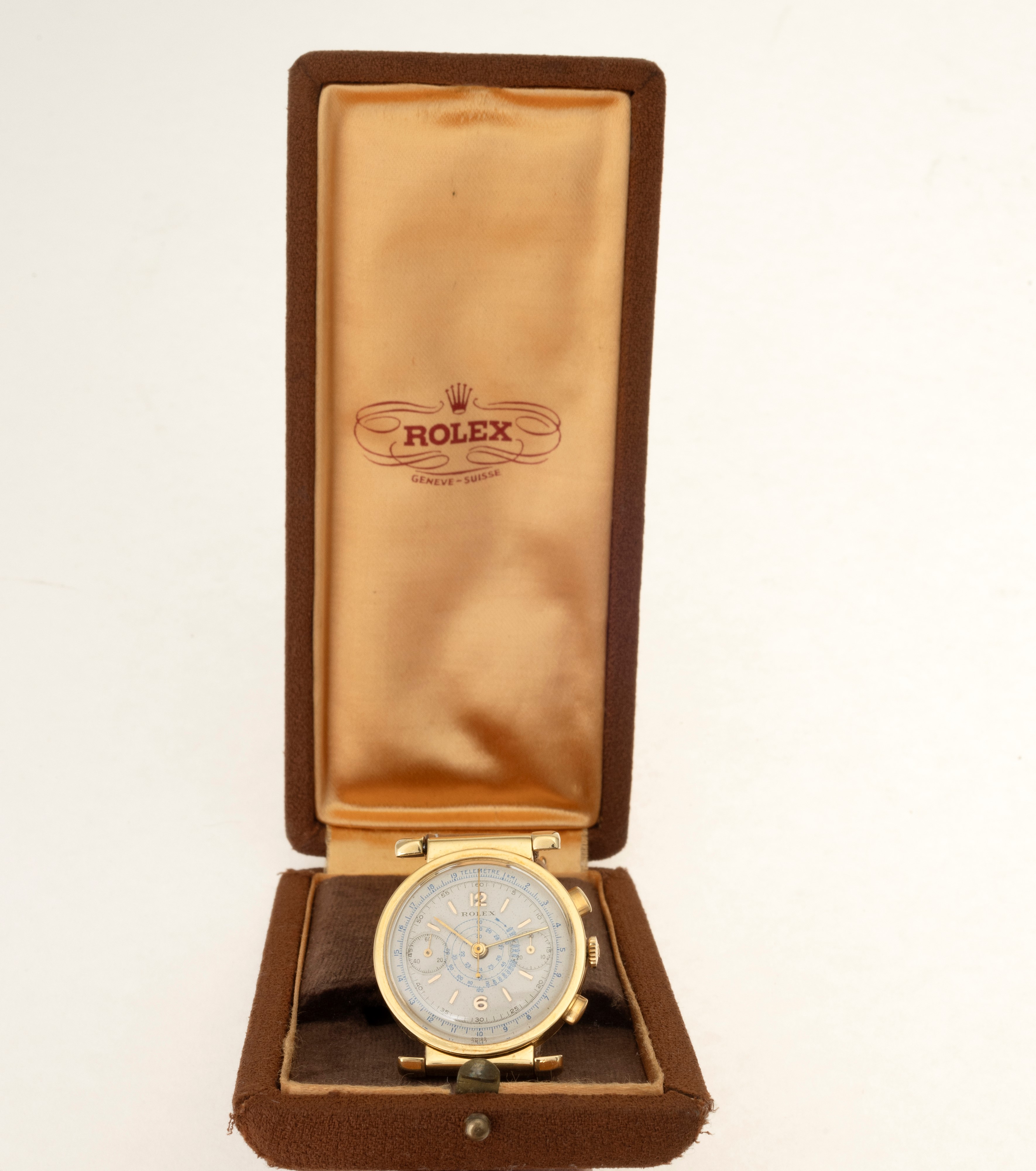 Rolex - Cronografo Antimagnetico Ref 3082 in Oro Giallo 18k con Anse Snodate e Tasti a Oliva, Due...