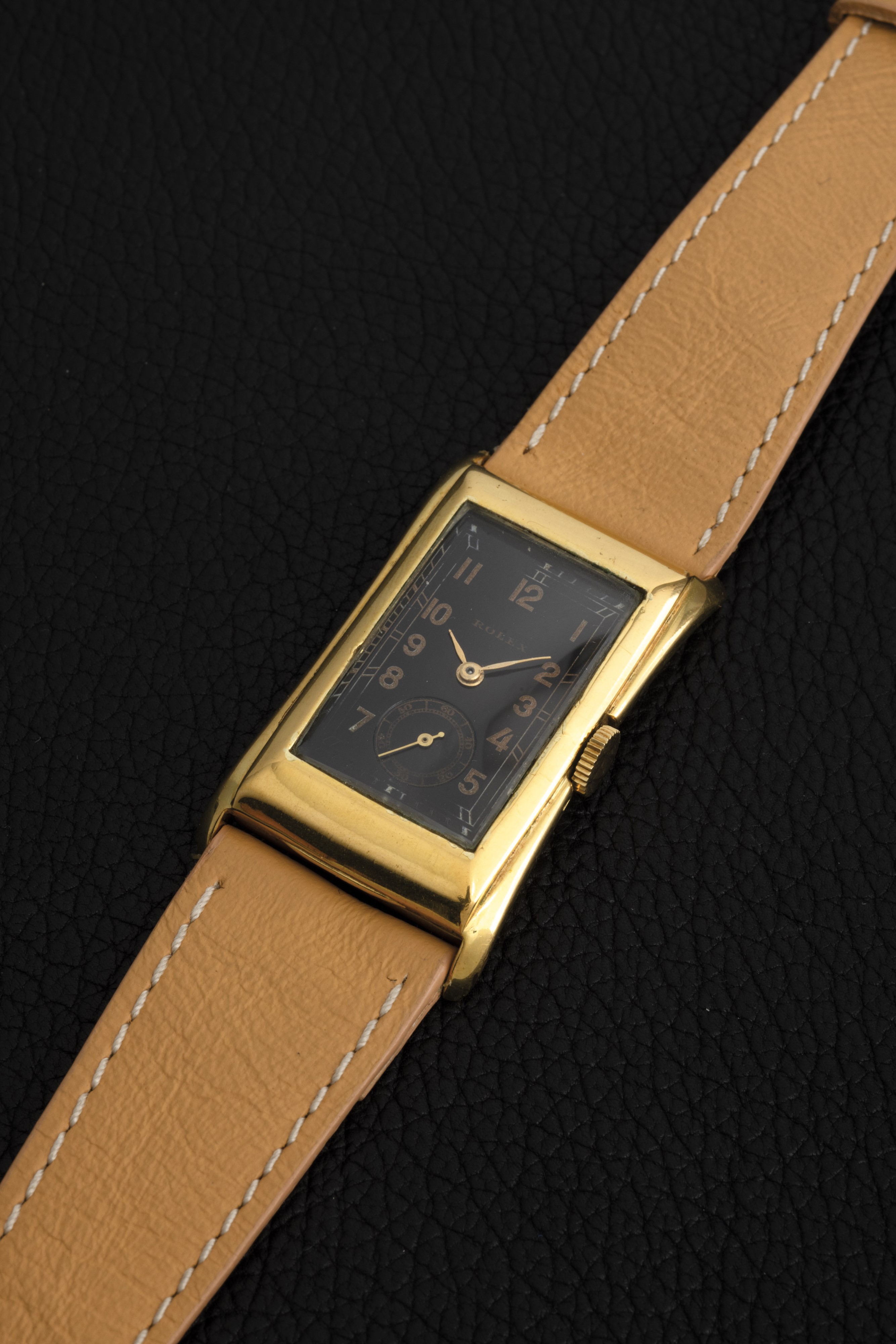 Rolex - Prince Elegant Ref 2771 in Oro Giallo 18k Quadrante Nero Lucido con Grafica Oro e Piccoli...