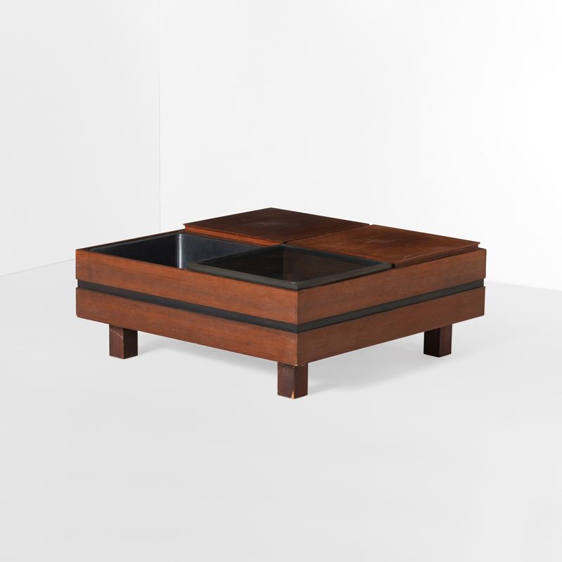 Tredici &amp; C. : Tavolo basso con vani contenitori.  - Asta Design LAB - Cambi Casa d'Aste