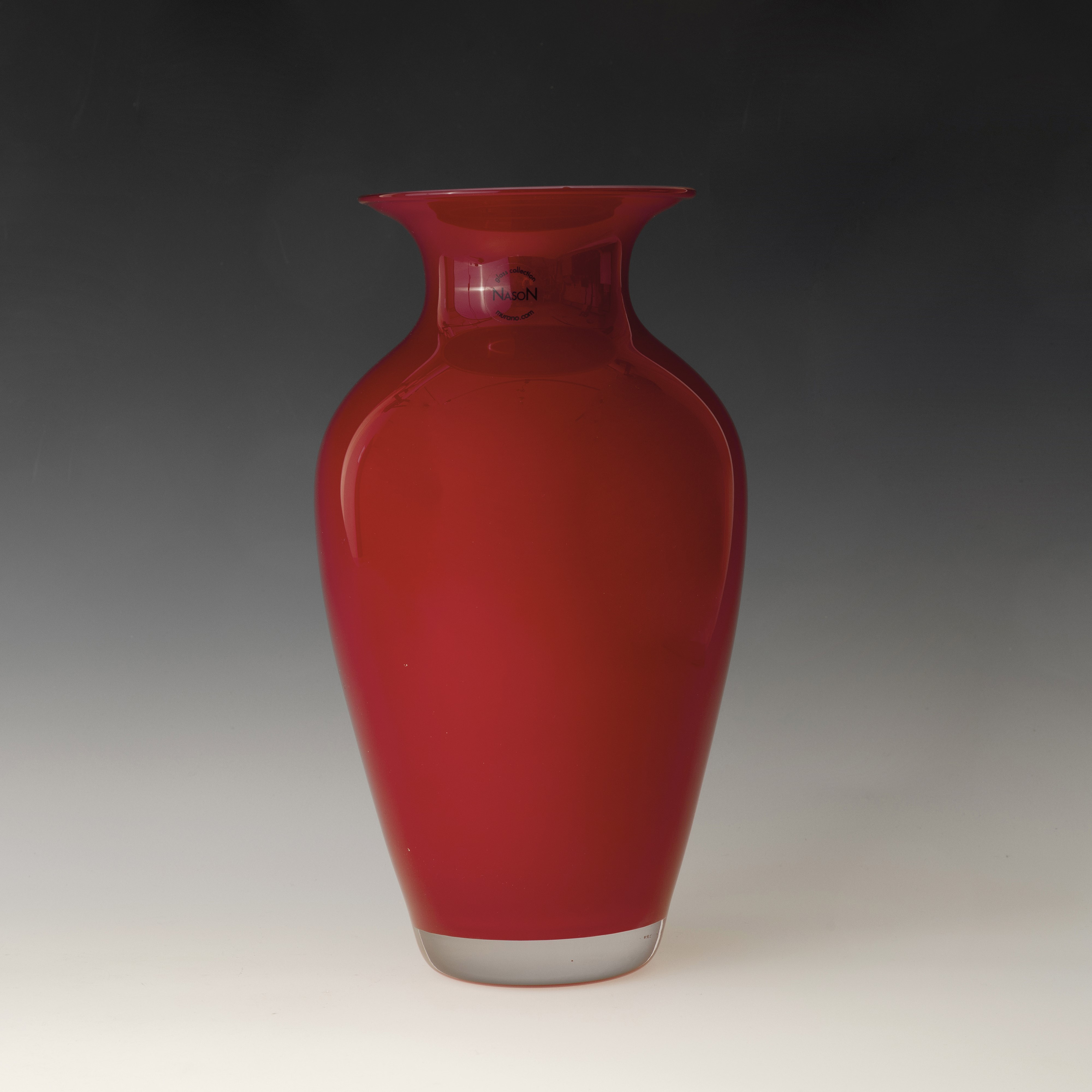 Carlo Nason - Vaso a Balaustro in Vetro di Murano Rosso con Collo Svasato.