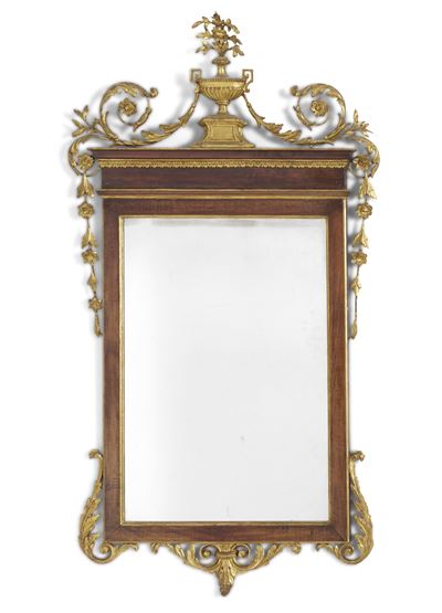 Specchiera in Legno Intagliato, Dipinto e Dorato. XVIII-XIX Secolo