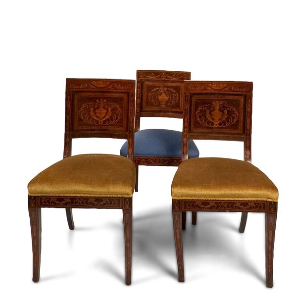 Tre sedie lastronate e intarsiate in stile Luigi XVI, XX secolo