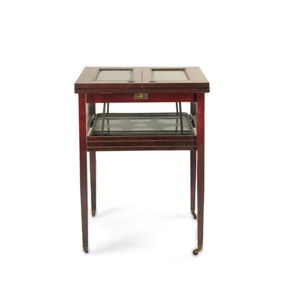 Piccolo mobile bar in mogano e vetro, Inghilterra, inizio del XX secolo