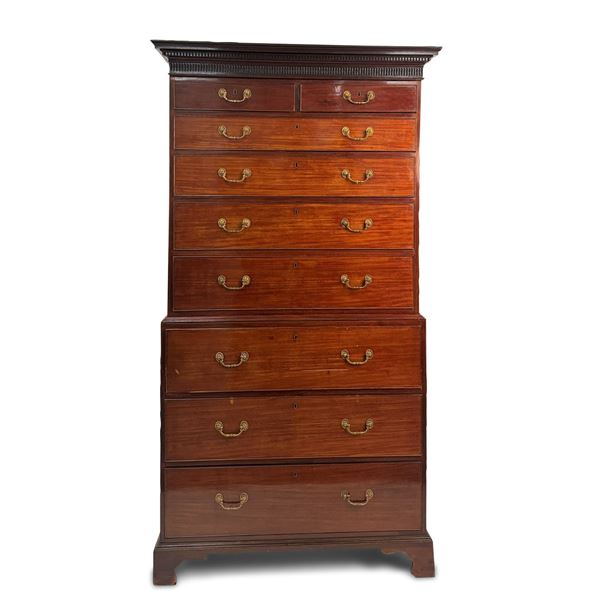 Tallboy in mogano, Inghilterra, XIX secolo