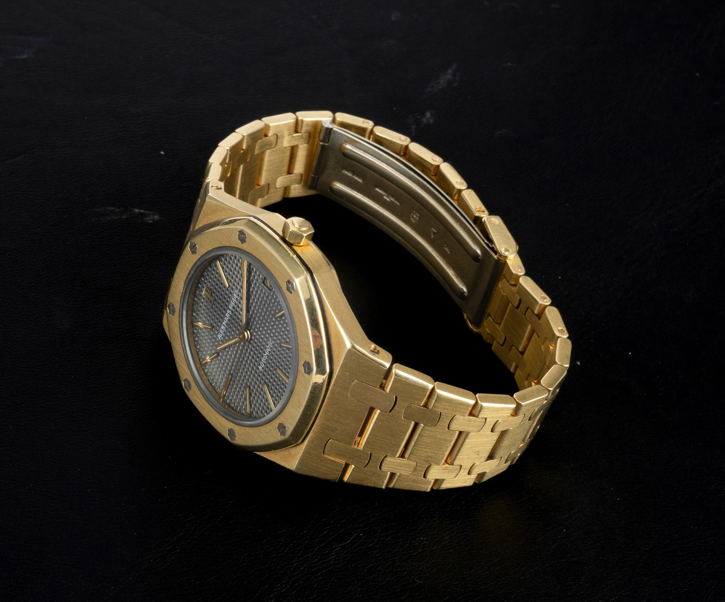 Audemars Piguet - Prestigioso Royal Oak Ref 4100 in Oro Giallo 18k, Quadrante Grigio Petit Tapiss...
