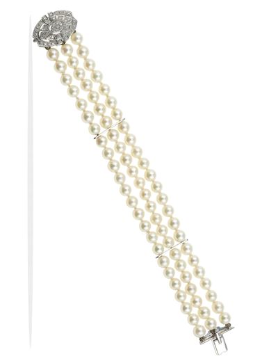 Bracciale con Tre Fili di Perle Coltivate