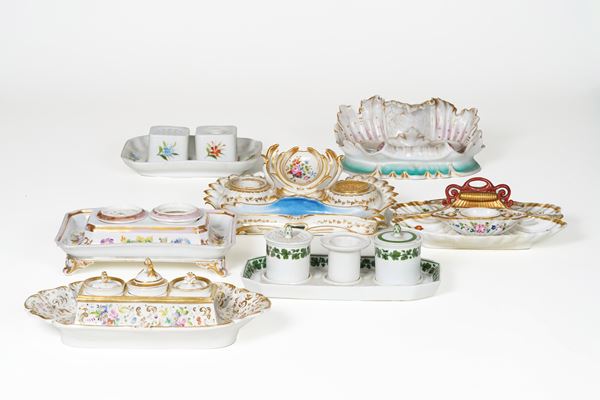 Sette servizi da scrittoio. Manifatture diverse, XIX e XX secolo.