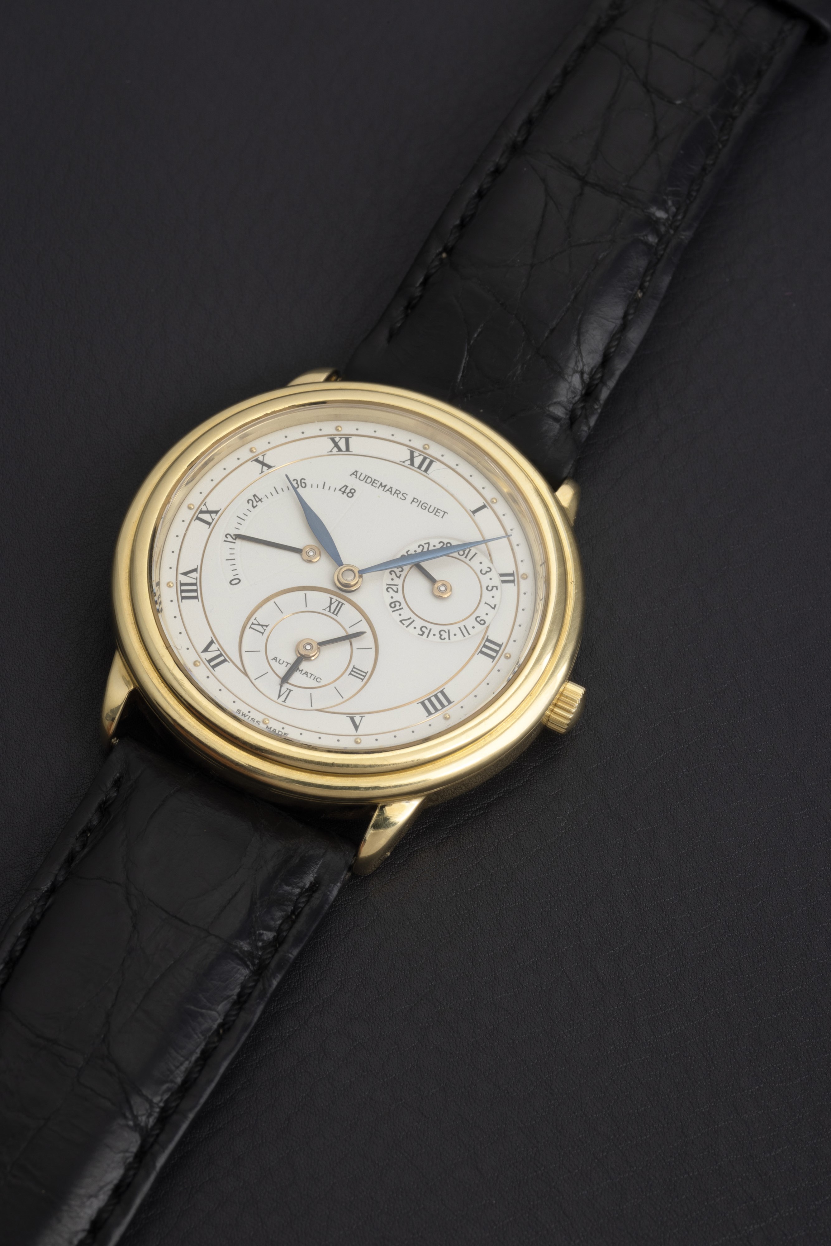 Audemars Piguet - Dual Time Ref 25685 Ba in Oro Giallo 18k, Quadrante Bianco con Doppio Fuso, Ind...